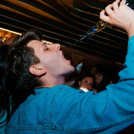 그레그&톰 비어 하우스 호스텔 *